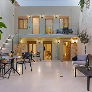 επισκεφθείτε το ξενοδοχείο